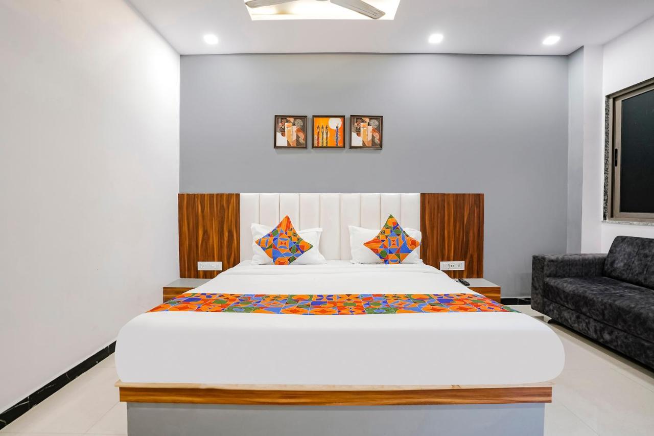 Fabhotel Magnus Σουράτ Εξωτερικό φωτογραφία