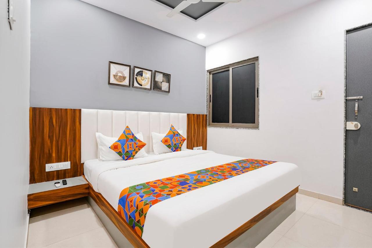 Fabhotel Magnus Σουράτ Εξωτερικό φωτογραφία