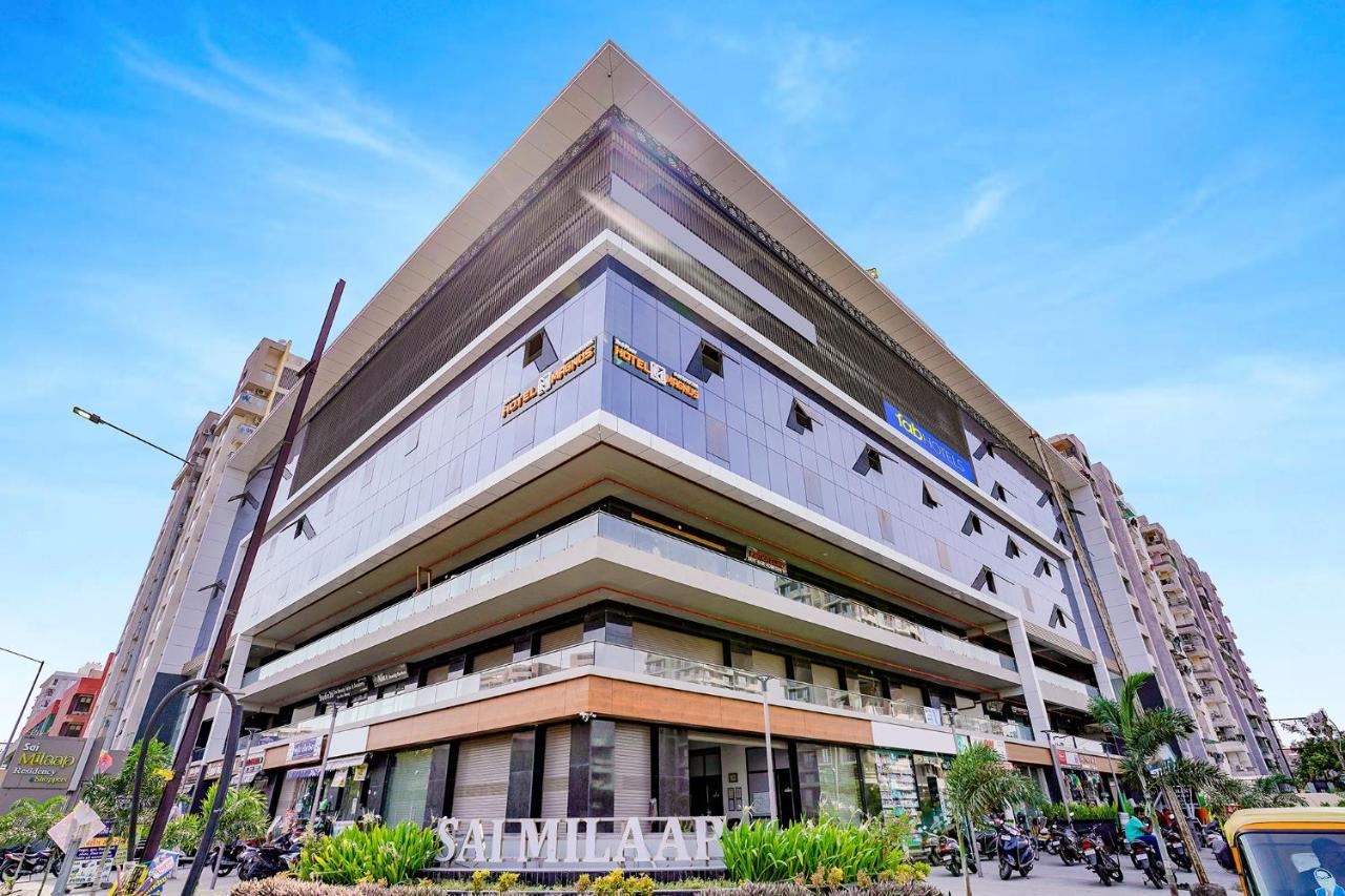 Fabhotel Magnus Σουράτ Εξωτερικό φωτογραφία